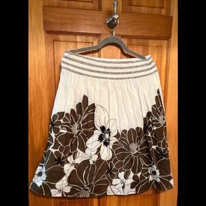 NWT Raga Anthropologie Ivory and Brown Floral Skirt Side Zipper M